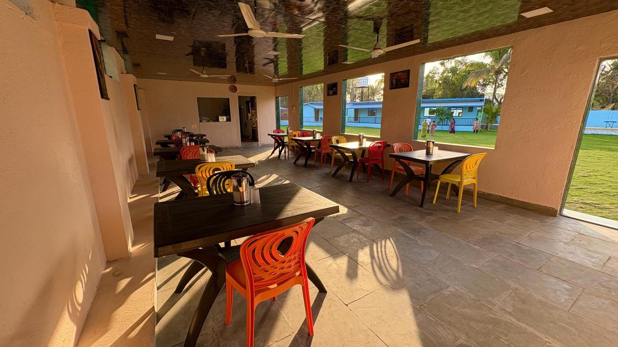 Deep Bhavani Resort Карджат Экстерьер фото