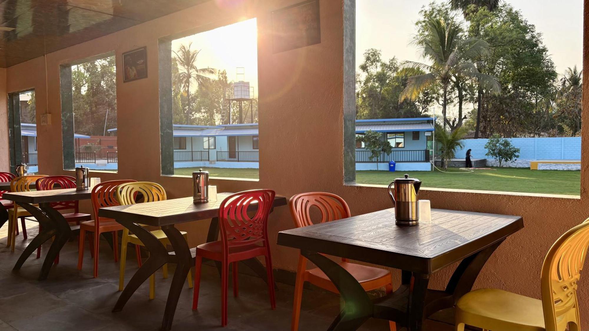 Deep Bhavani Resort Карджат Экстерьер фото